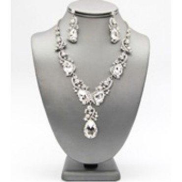 Silver w/Clear Crystal Formal Pendant Necklace Set