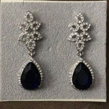 Silver Rhinestone Star Design w/Royal Blue Teardrop Earrings